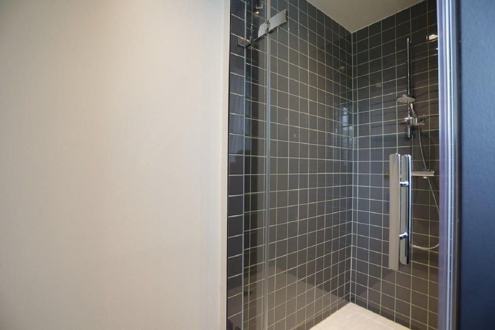 sander Hotel King Room 3