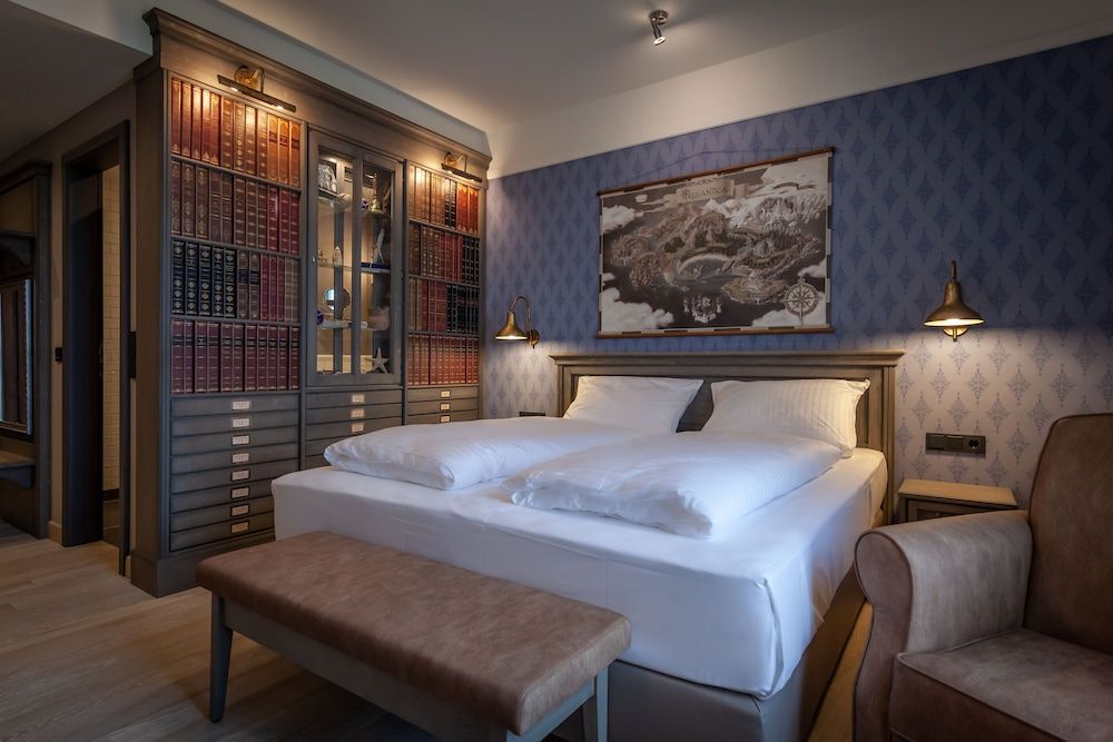 Europa-Park Erlebnis-Resort, Hotel Krønasår Hotel Room D 2