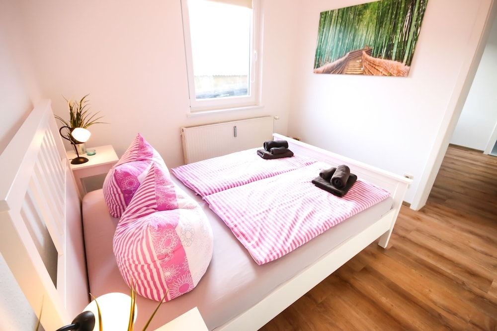 Haus Shiralee City Apartment, 3 Bedrooms, Balcony (Schwalbennest)