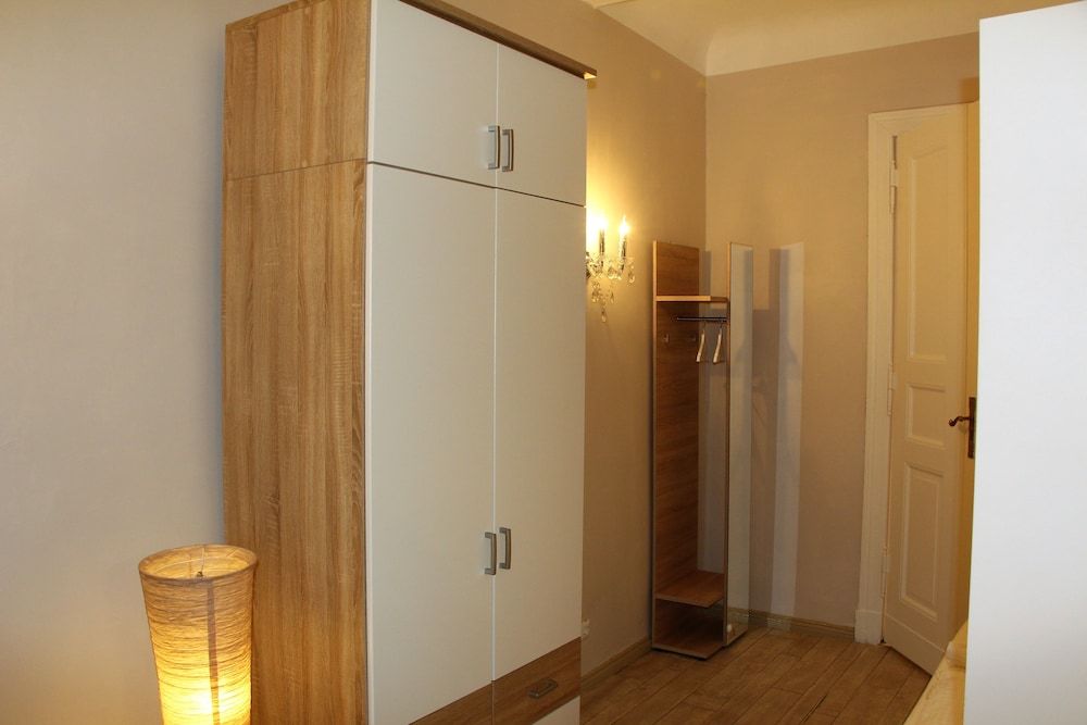 Stars Berlin Apartments Essener Straße City Apartment, 1 Queen Bed with Sofa bed, Patio 8