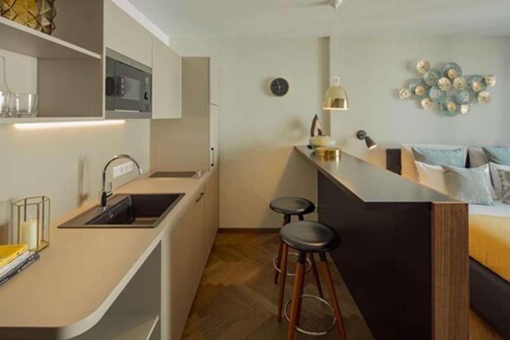 undefined DD Suites Serviced Apartments 10