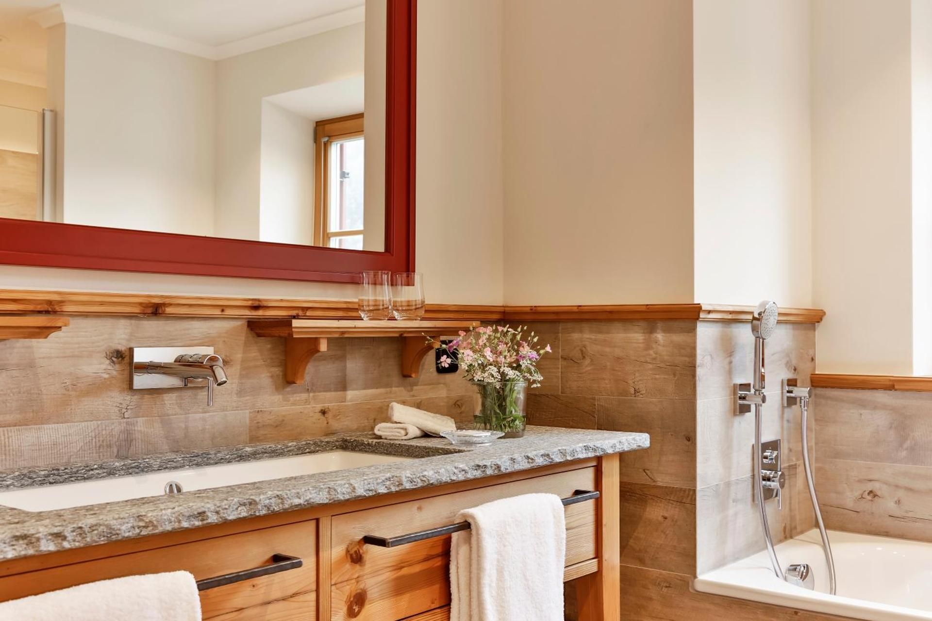 Relais & Chateaux Gut Steinbach Hotel Chalets SPA Deluxe Suite