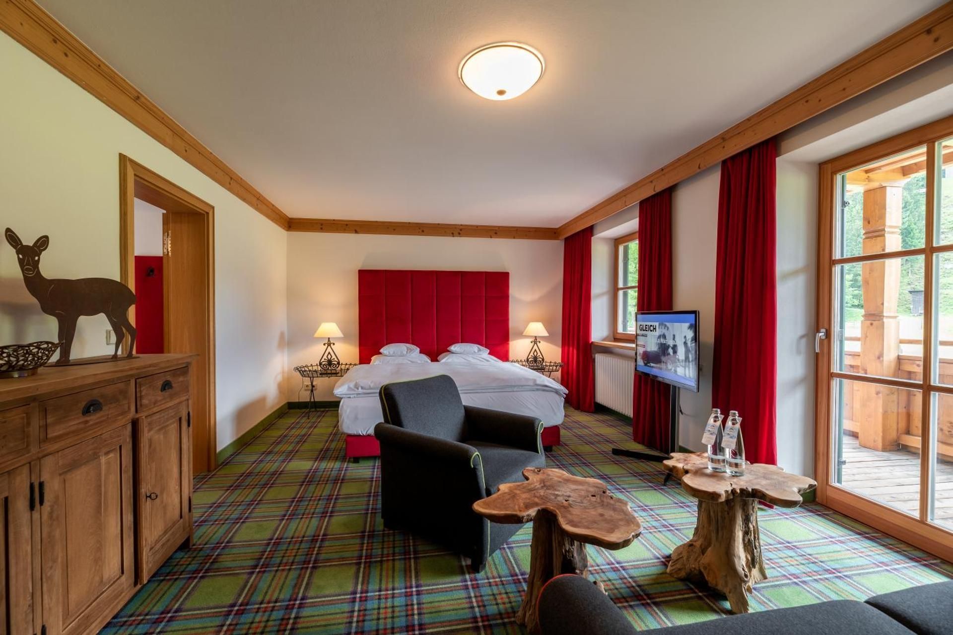Relais & Chateaux Gut Steinbach Hotel Chalets SPA Family Junior Suite 3