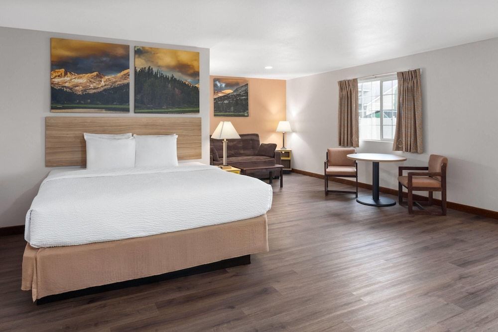 Studio Suite, 1 King Bed, Accessible, Non Smoking (Mobility)