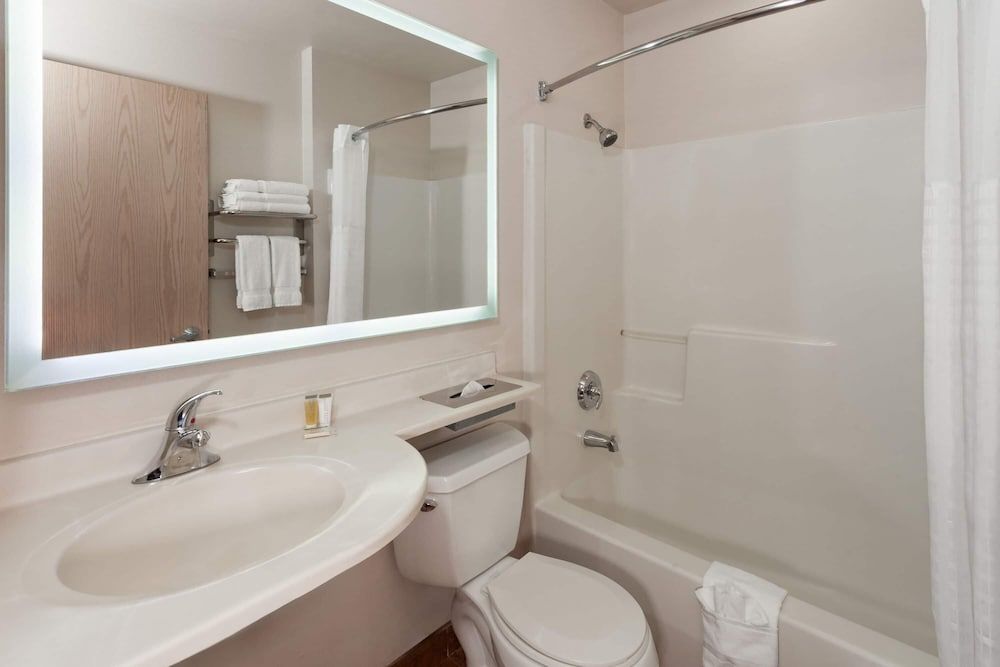 Studio Suite, 1 Queen Bed, Non Smoking