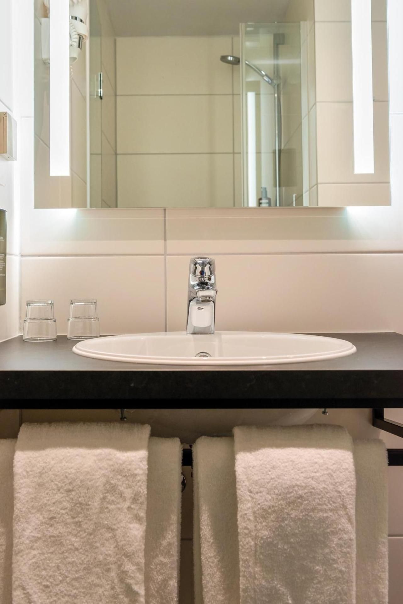 Seminaris Hotel Lüneburg Standard Room 6