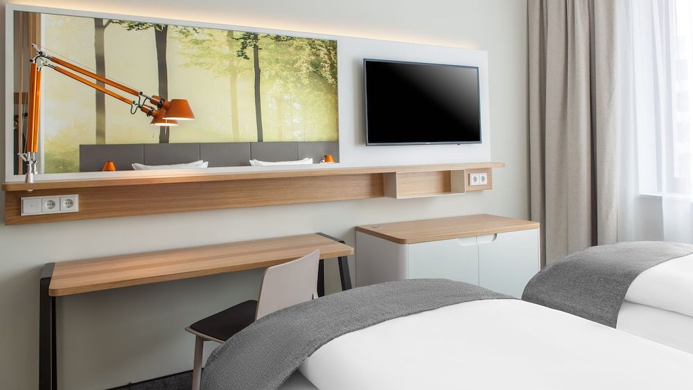 Holiday Inn Munich - Leuchtenbergring by IHG Standard Room, 2 Twin Beds 8