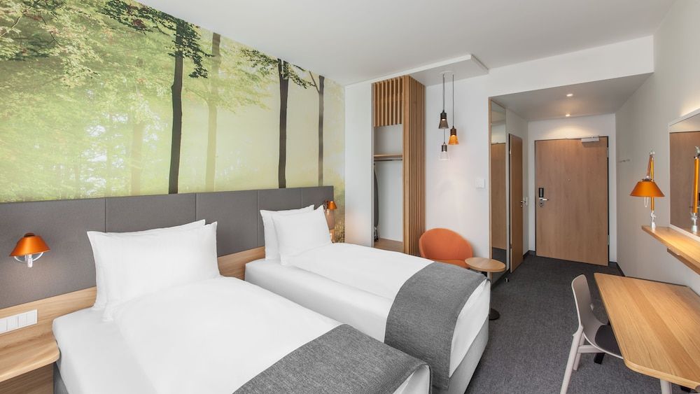 Holiday Inn Munich - Leuchtenbergring by IHG Standard Room, 2 Twin Beds