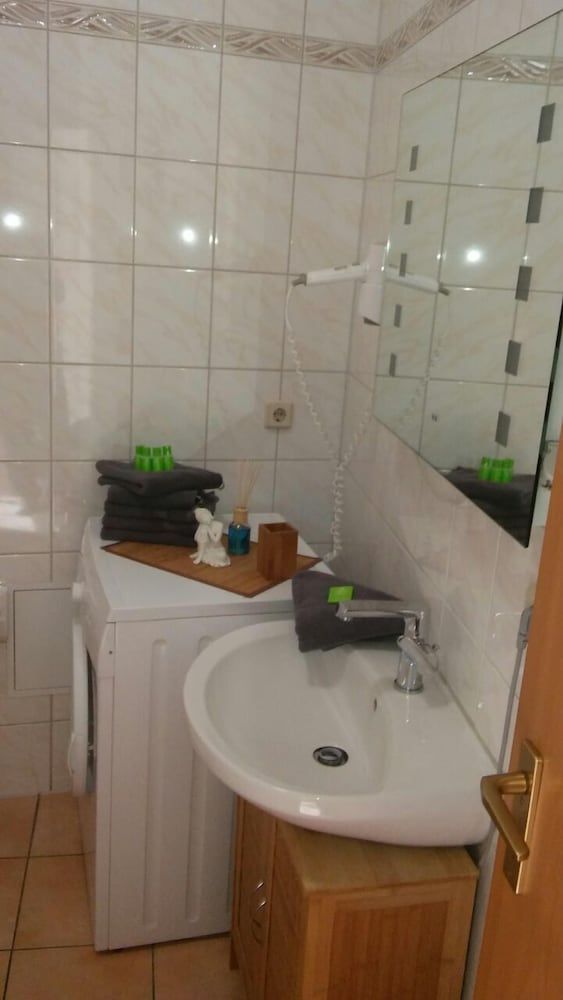 Appartments am Brunnen Exclusive Apartment, 2 Bedrooms 7