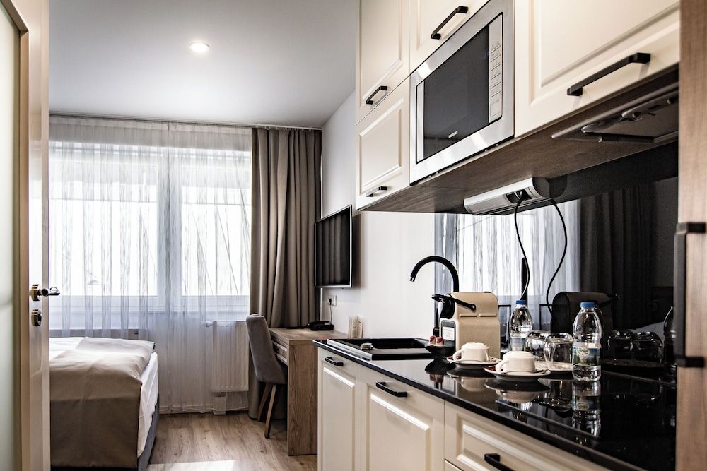 Sleep Inn Düsseldorf Standard Double or Twin Room 3