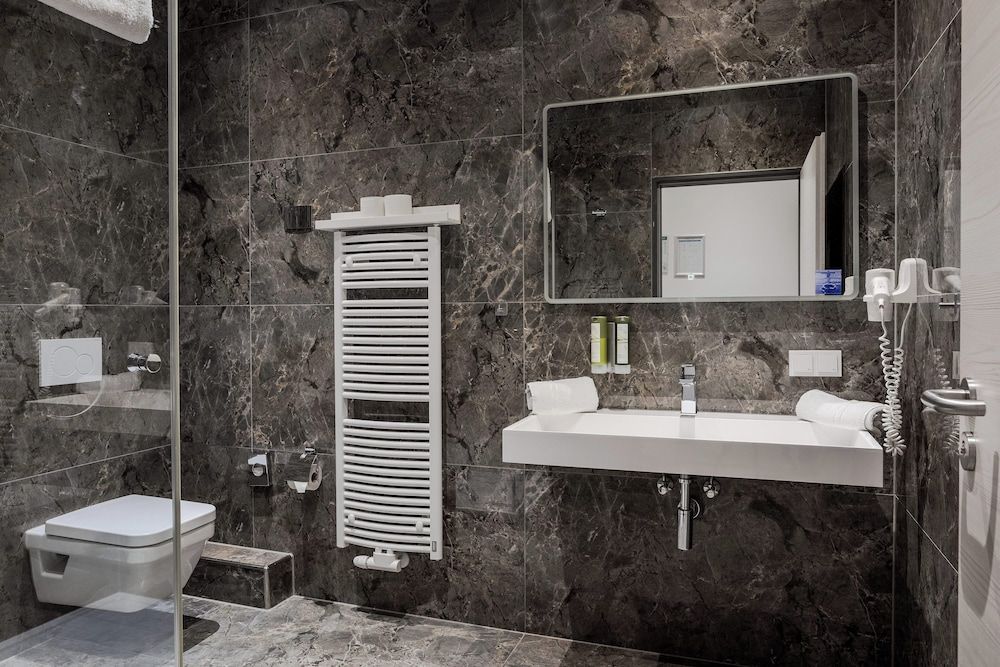 RheinCity Hotel Superior Double or Twin Room 2