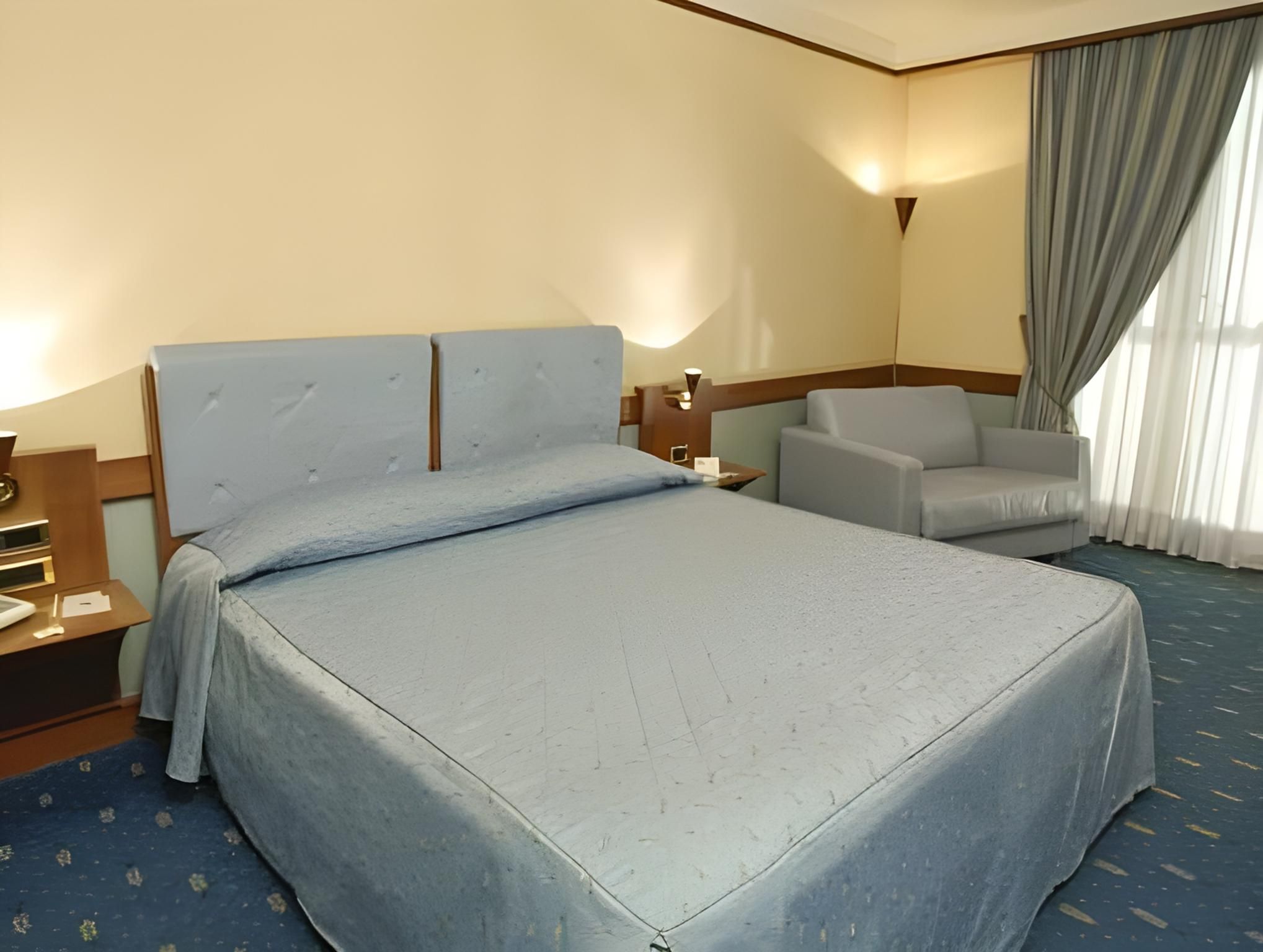 Family Room (4 Adults)