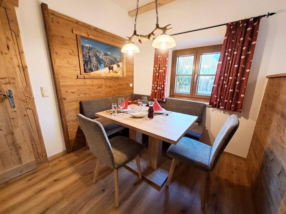 Pension Gasthof Etzerschlössl Traditional Studio Suite, 1 King Bed, Kitchen, Ground Floor (Room 5) 3