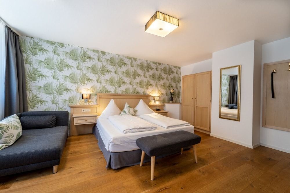 Hotel Württemberger Hof Standard Double Room 5