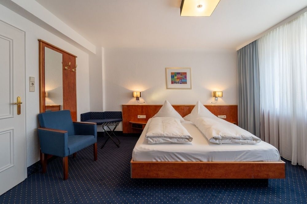 Hotel Württemberger Hof Standard Double Room 4