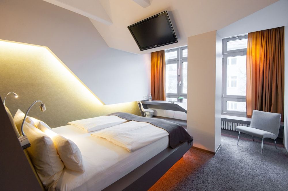 Aspria Berlin Ku’damm – Sport & Spa Deluxe Double Room 5