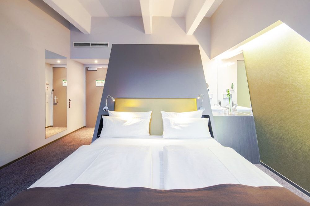 Aspria Berlin Ku’damm – Sport & Spa Deluxe Double Room 2