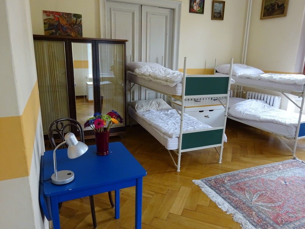 Hummel Hostel Family Room (for 6 people) 4