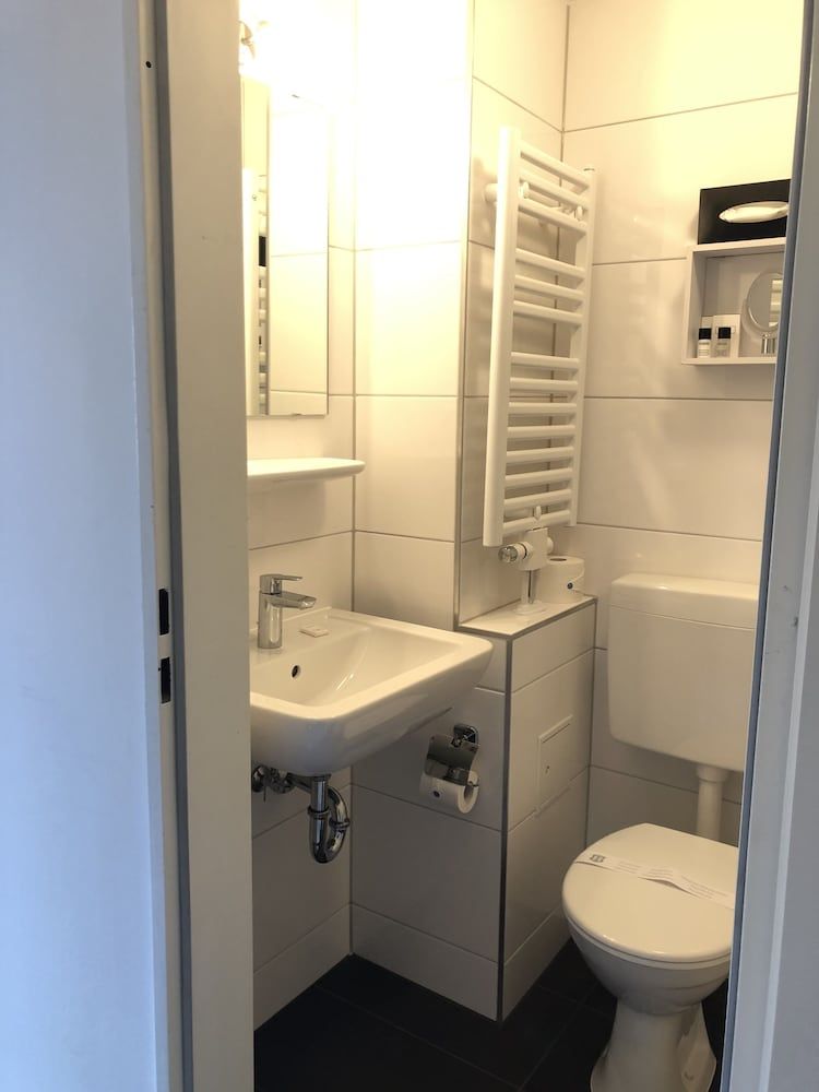 undefined Bensons Hotel 8