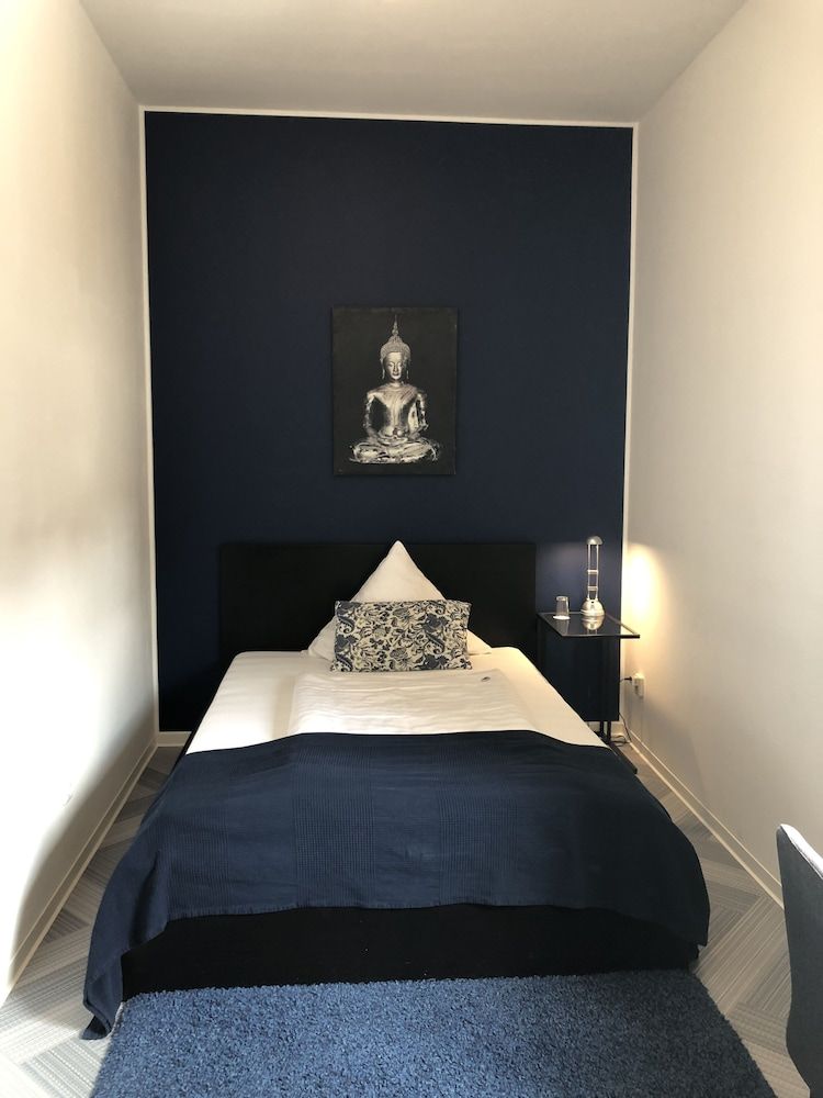 undefined Bensons Hotel 2