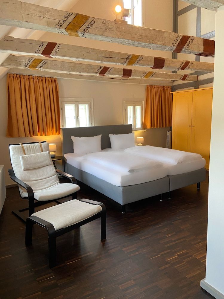 Hotel Krämerbrücke Erfurt Double Room, Annex Building (directly on Krämerbrücke -no elevator) 2