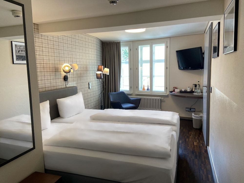 Hotel Krämerbrücke Erfurt Double Room, Annex Building (directly on Krämerbrücke -no elevator) 4