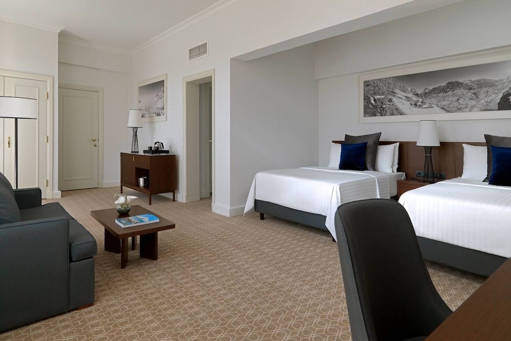 Executive Deluxe, Executive lounge access, Guest room, 2 Double