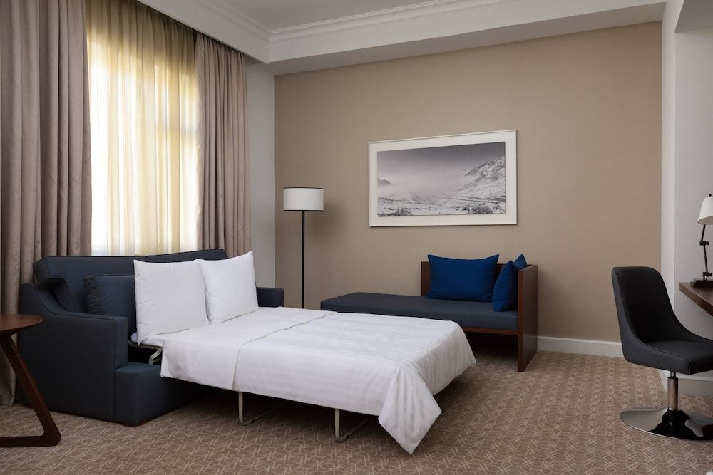 Vice-Presidential Suite, Executive lounge access, 1 King