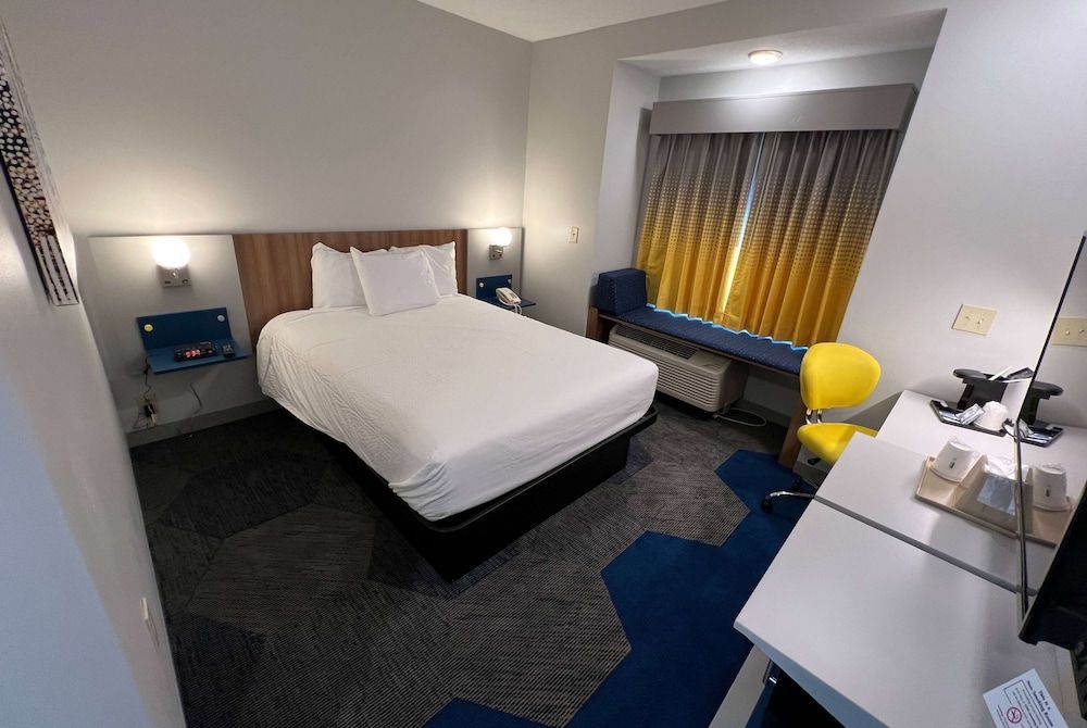Room, 1 Queen Bed, Non Smoking