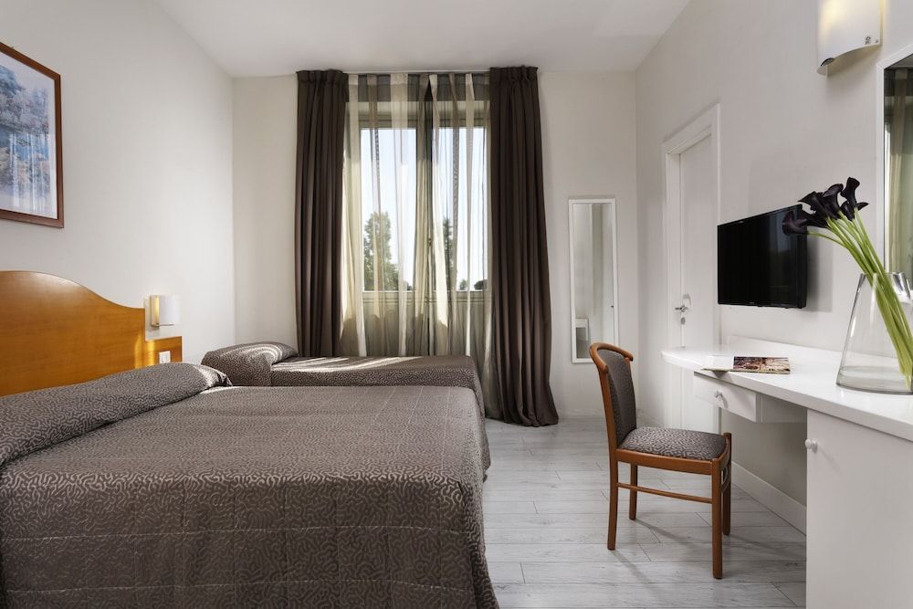 Classic Triple Room