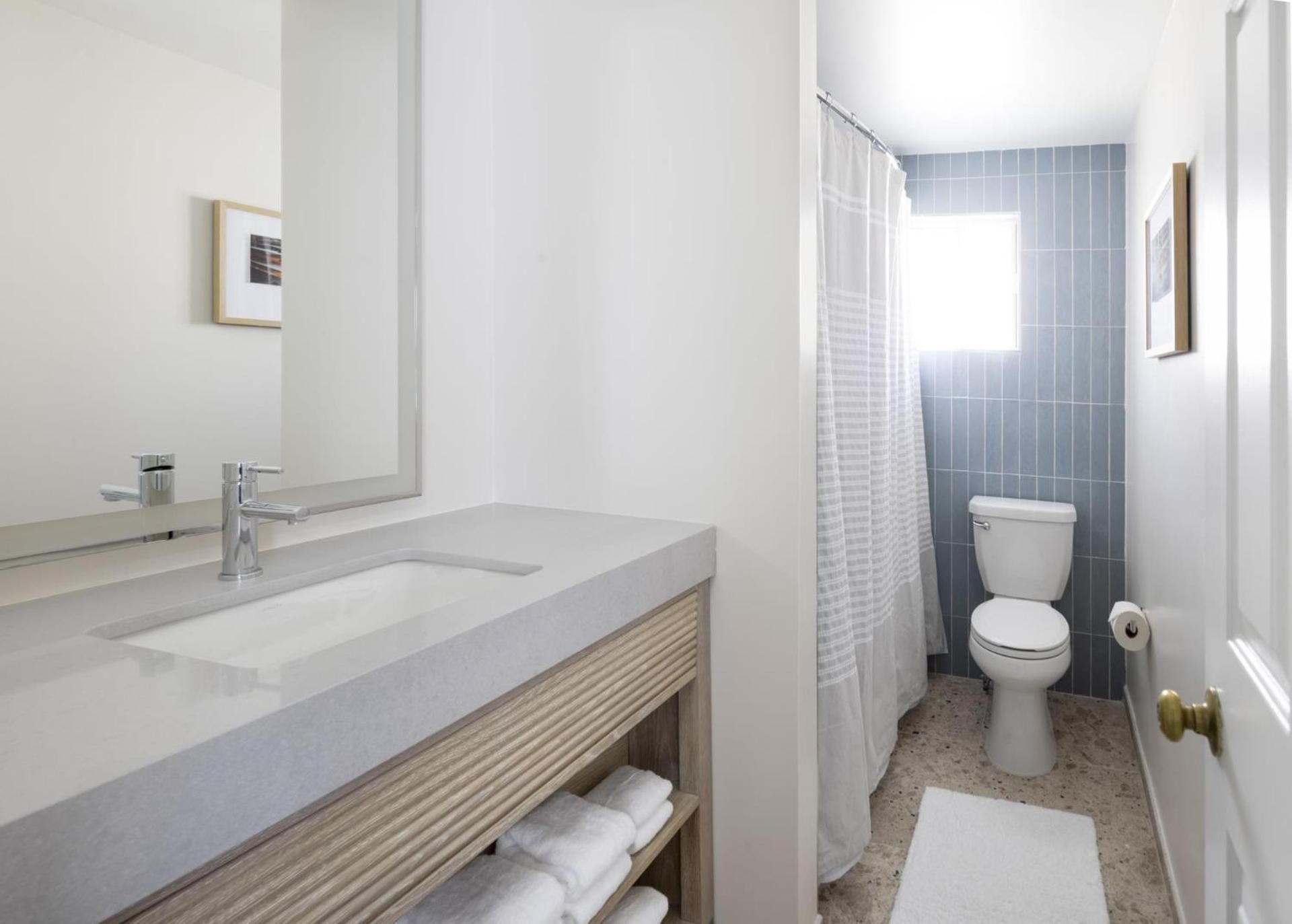 Double Room with Pool View