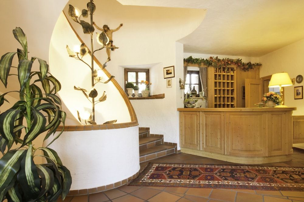 Check-in Check-out Kiosk