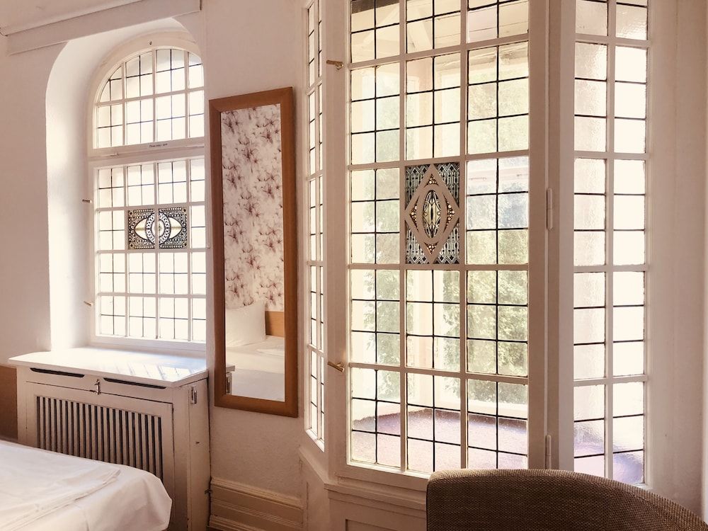 Hotel Castell Double Room 19