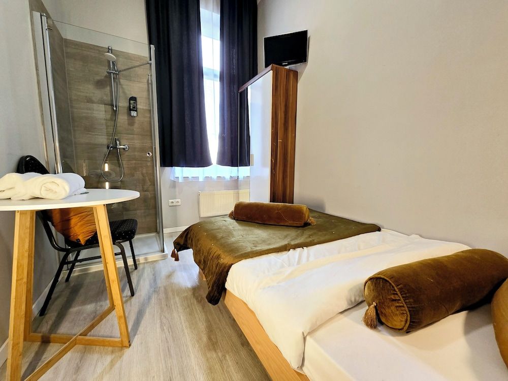 undefined City Hotel Storch 4