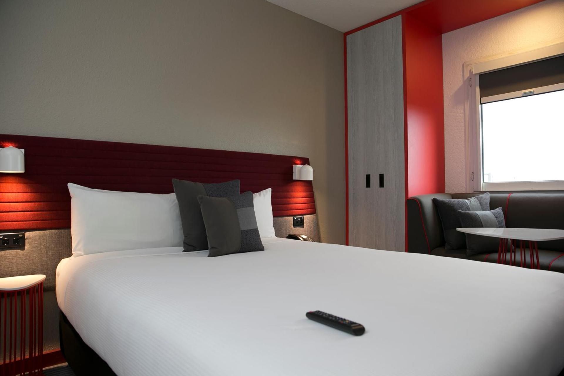 Superior Room, 1 King Bed