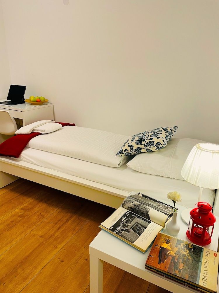 Economy Single Room