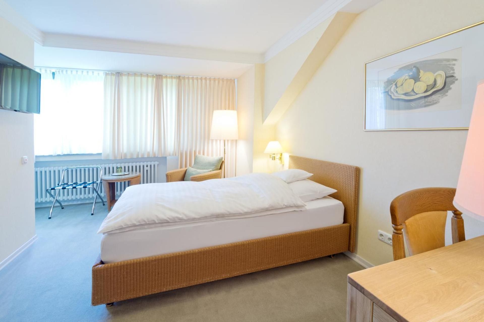 Standard Single Room