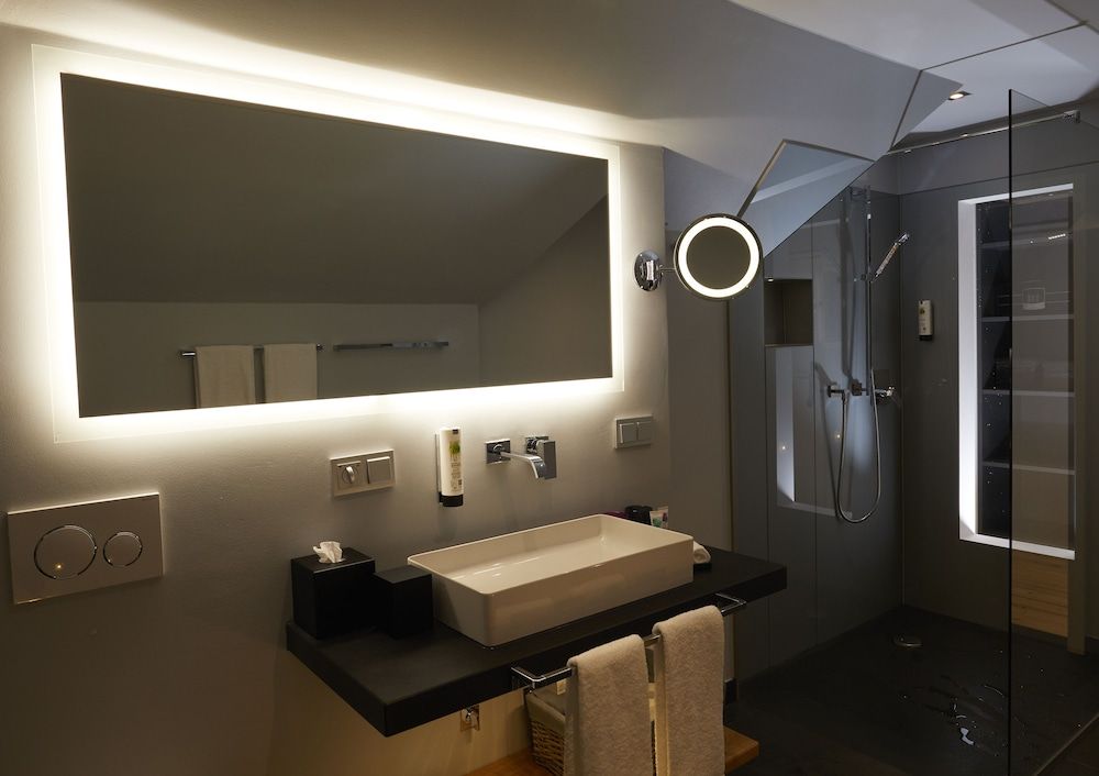 Hotel Liono Superior Double Room Single Use 4