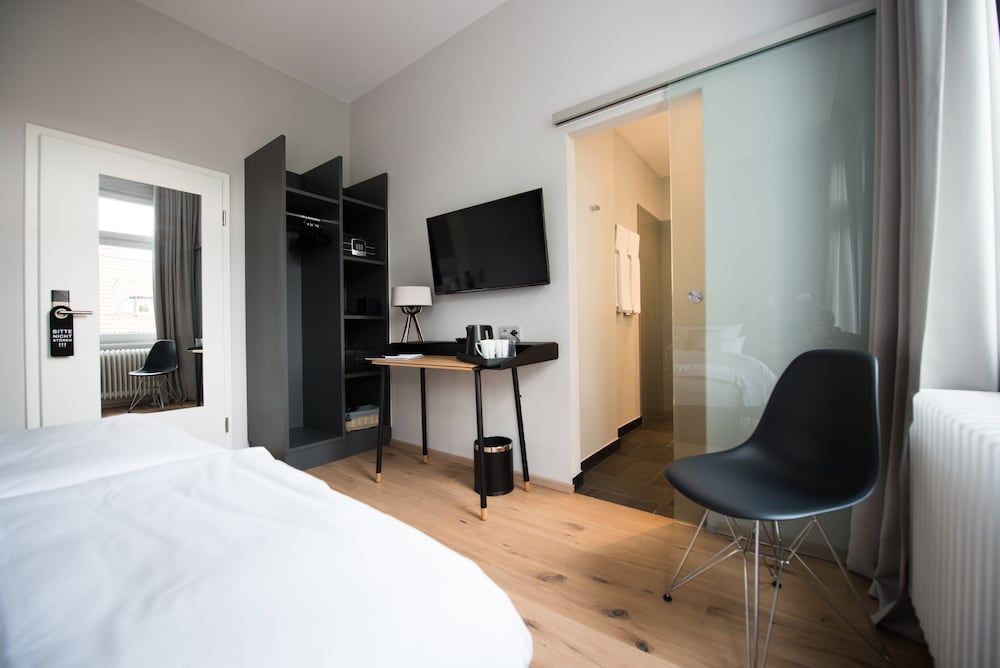 Hotel Liono Superior Double Room Single Use 5