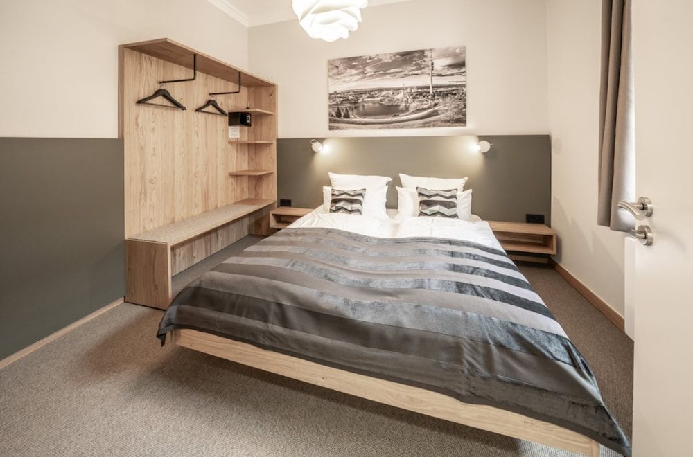undefined Hotel Am Markt 2