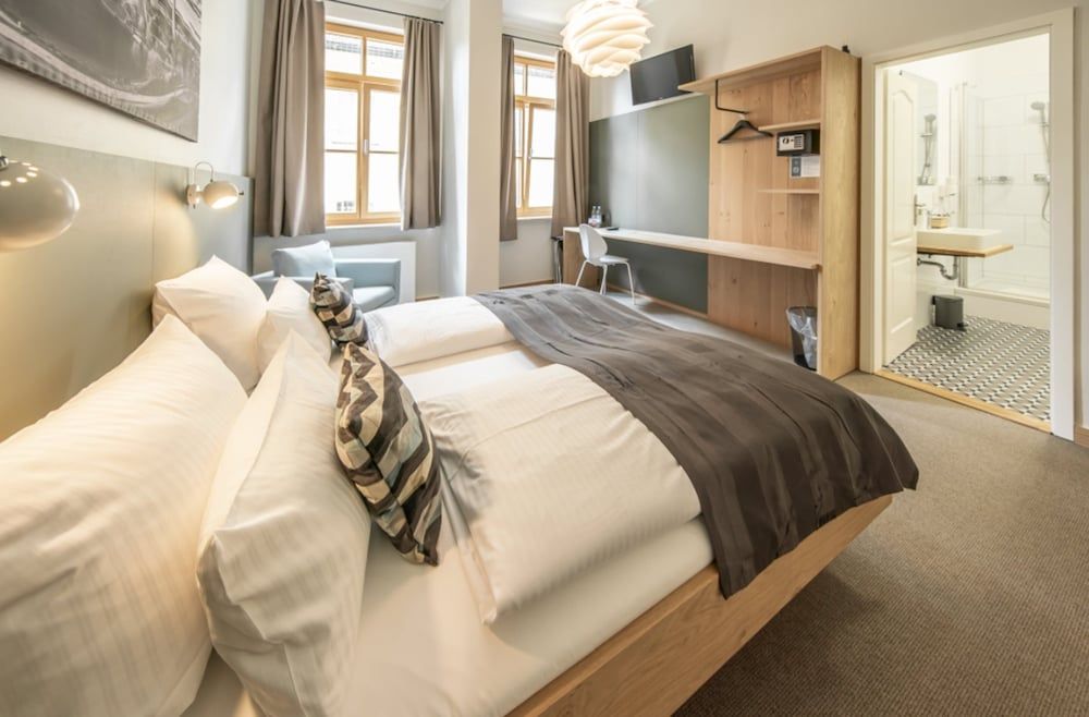 undefined Hotel Am Markt 4