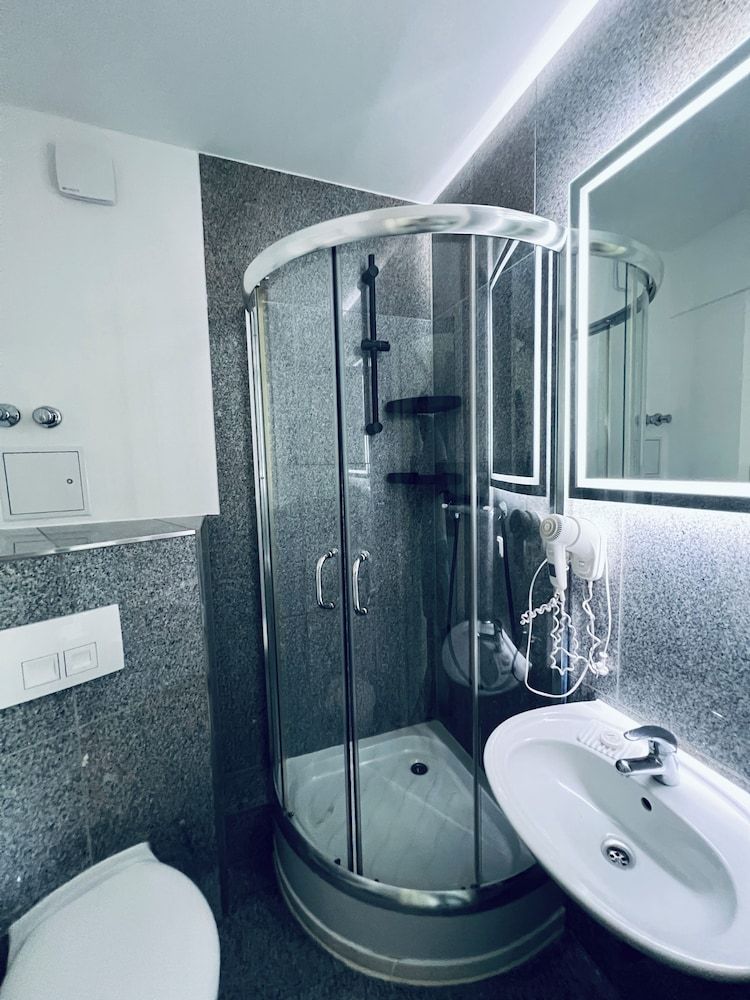 Lipp Apartments Standard Apartment, 2 Twin Beds 7