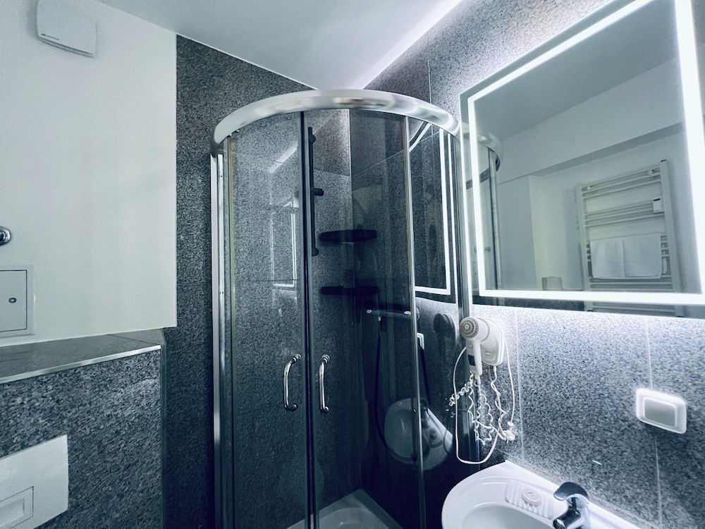 Lipp Apartments Standard Apartment, 2 Twin Beds 6