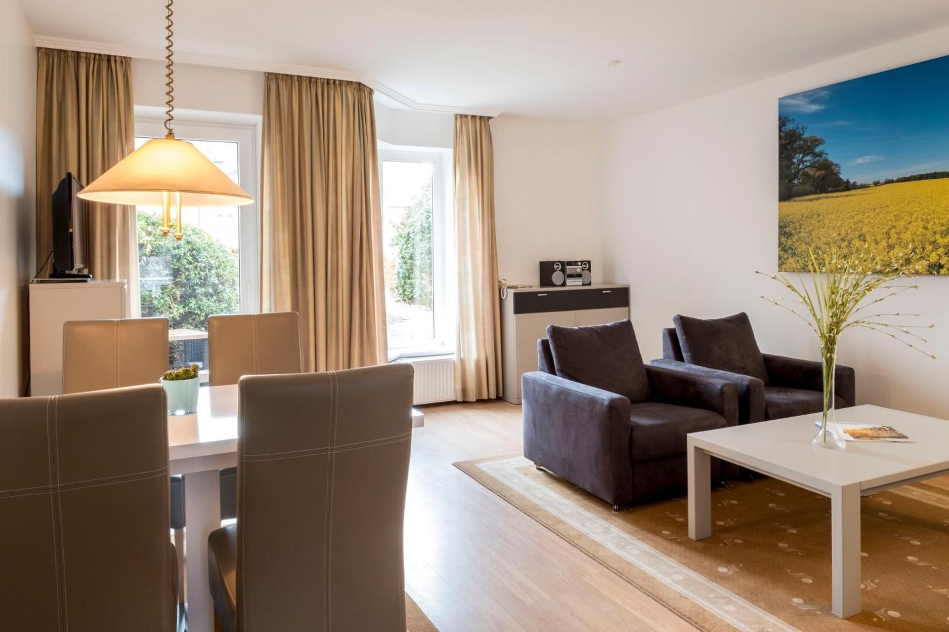 Large One-Bedroom Apartment