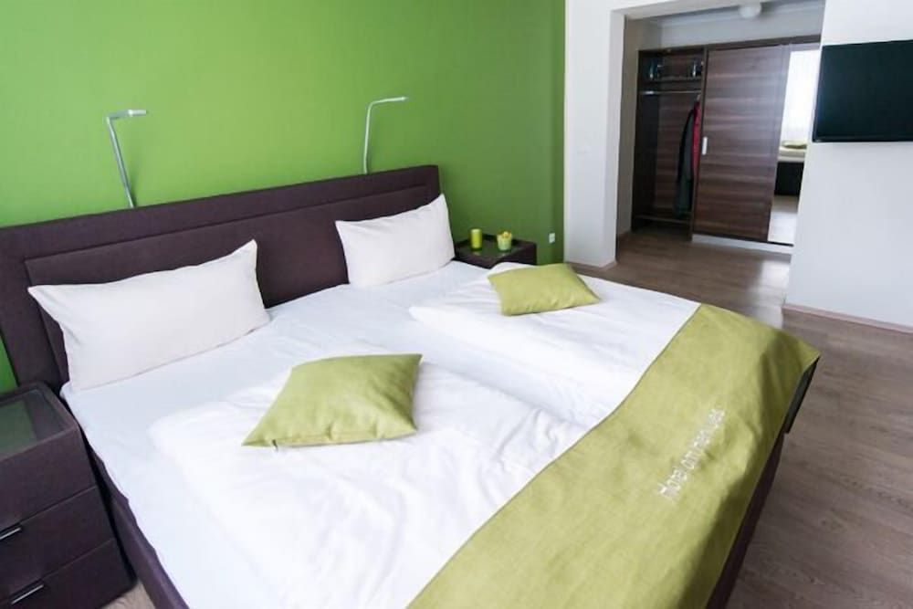Hotel am Herkules - garni Comfort Double Room 3