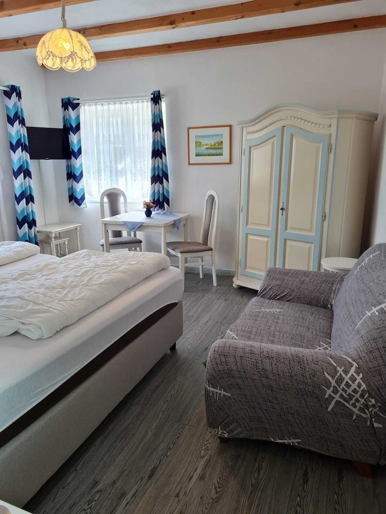 Apartment (Cleaning Fees 90 EUR not included)