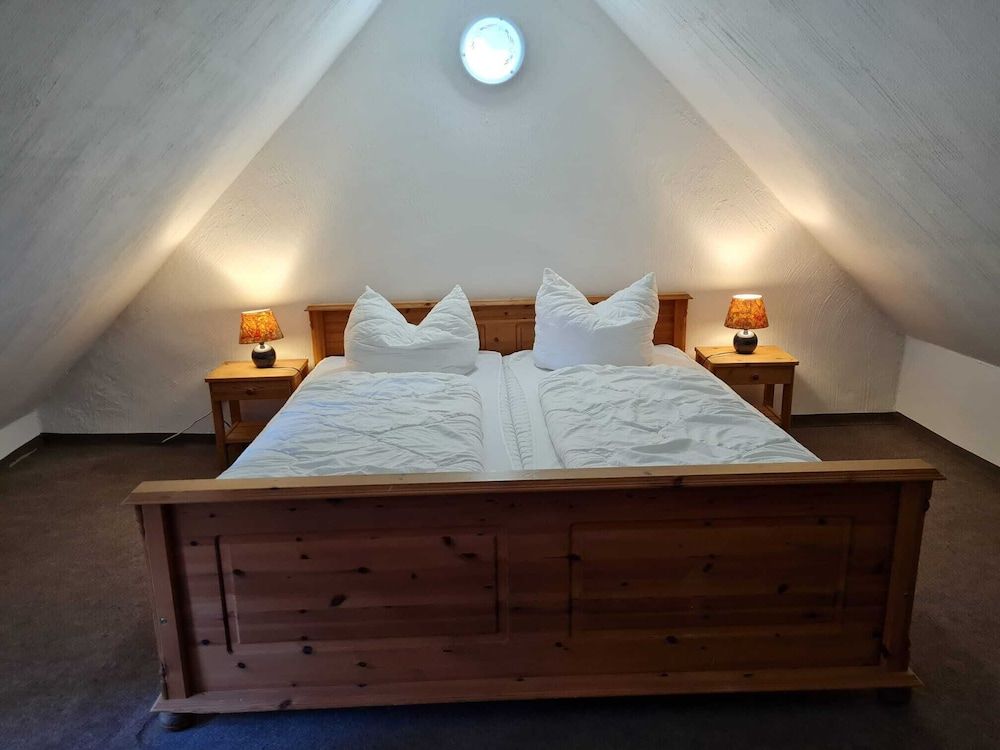 Standard Apartment, 2 Bedrooms (Cleaning Fees 90 EUR not included)