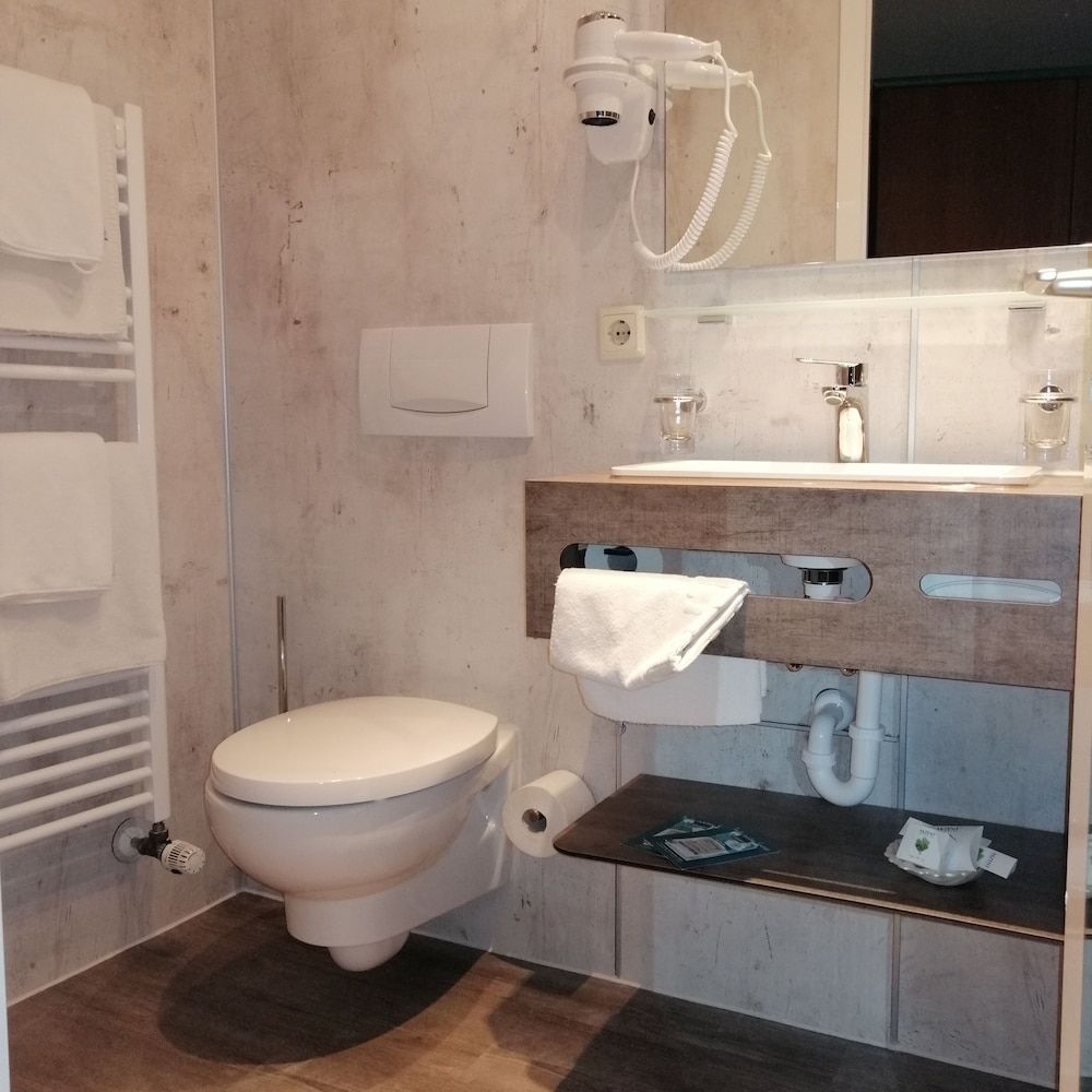 AKZENT Hotel Zur Post Comfort Double Room 5