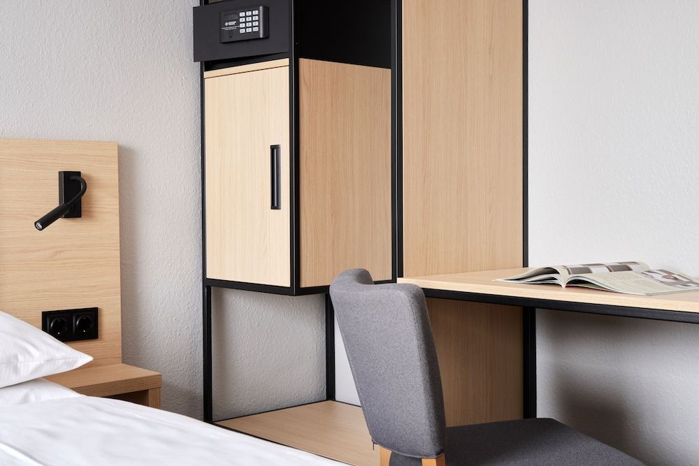 Hotel Central Double Room 6