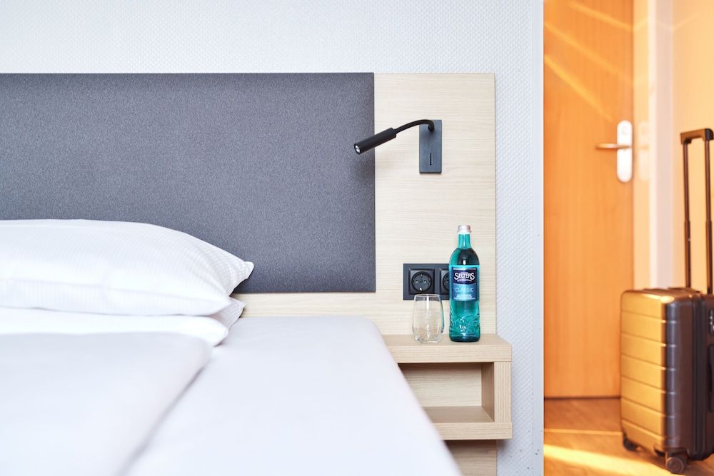 undefined Hotel Central 2